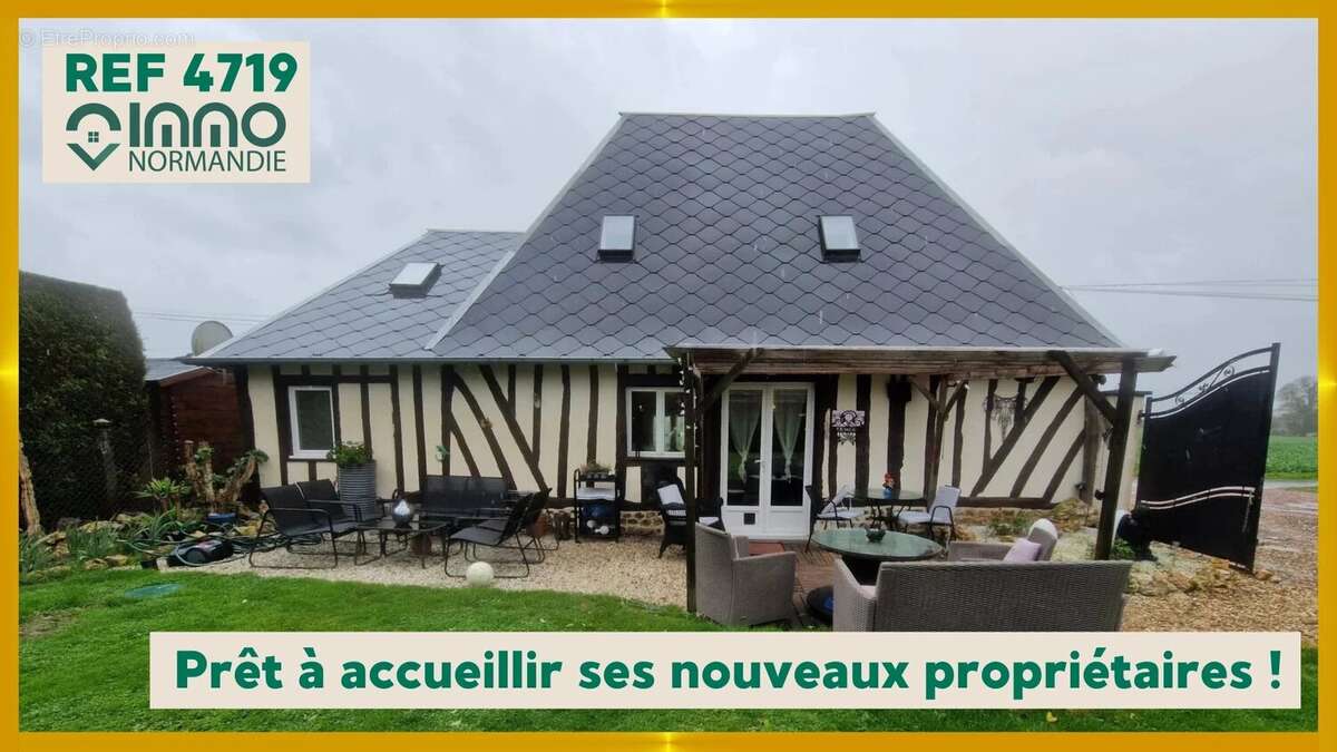 Maison à COURBEPINE