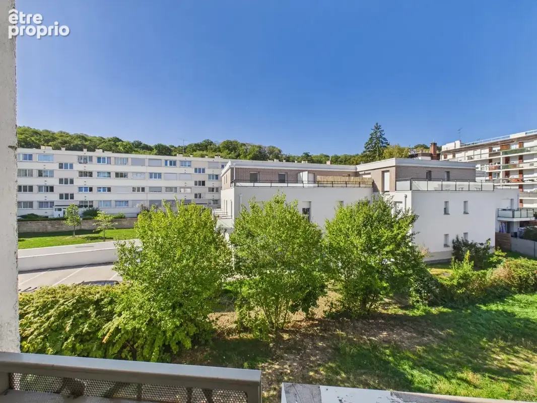 Saint-cyr-l’école – 3 pièces 62,95 m² – loggia – parking – cave - photo 3