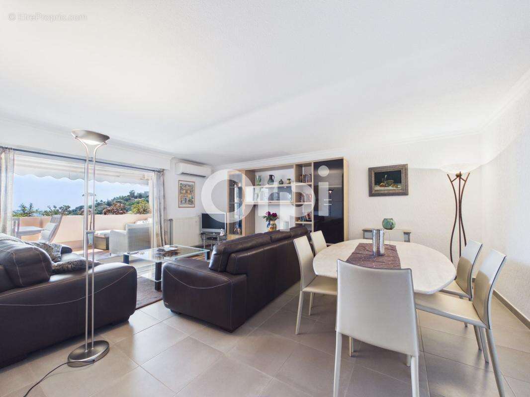Appartement à MANDELIEU-LA-NAPOULE
