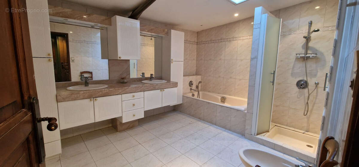 Maison à LEMBRAS