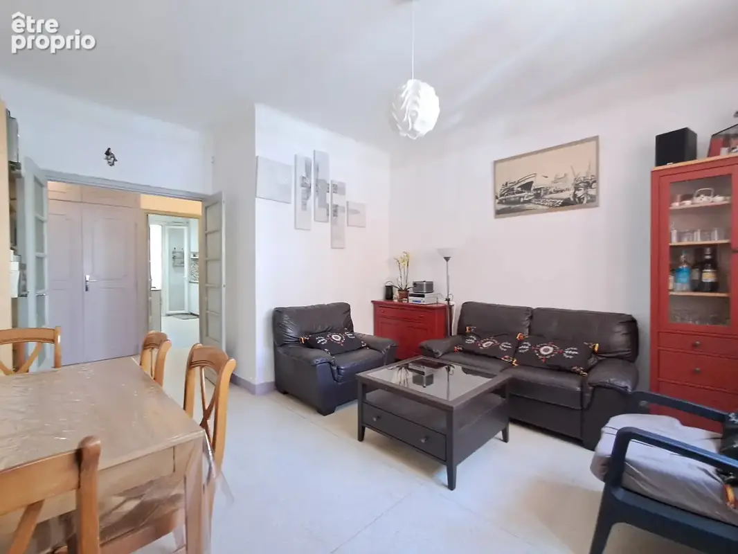 Appartement T4 de 78m2 Li carrez plus très belle errasse de 38m2 à vendre Secteur Camas Marseille 13005 - photo 4