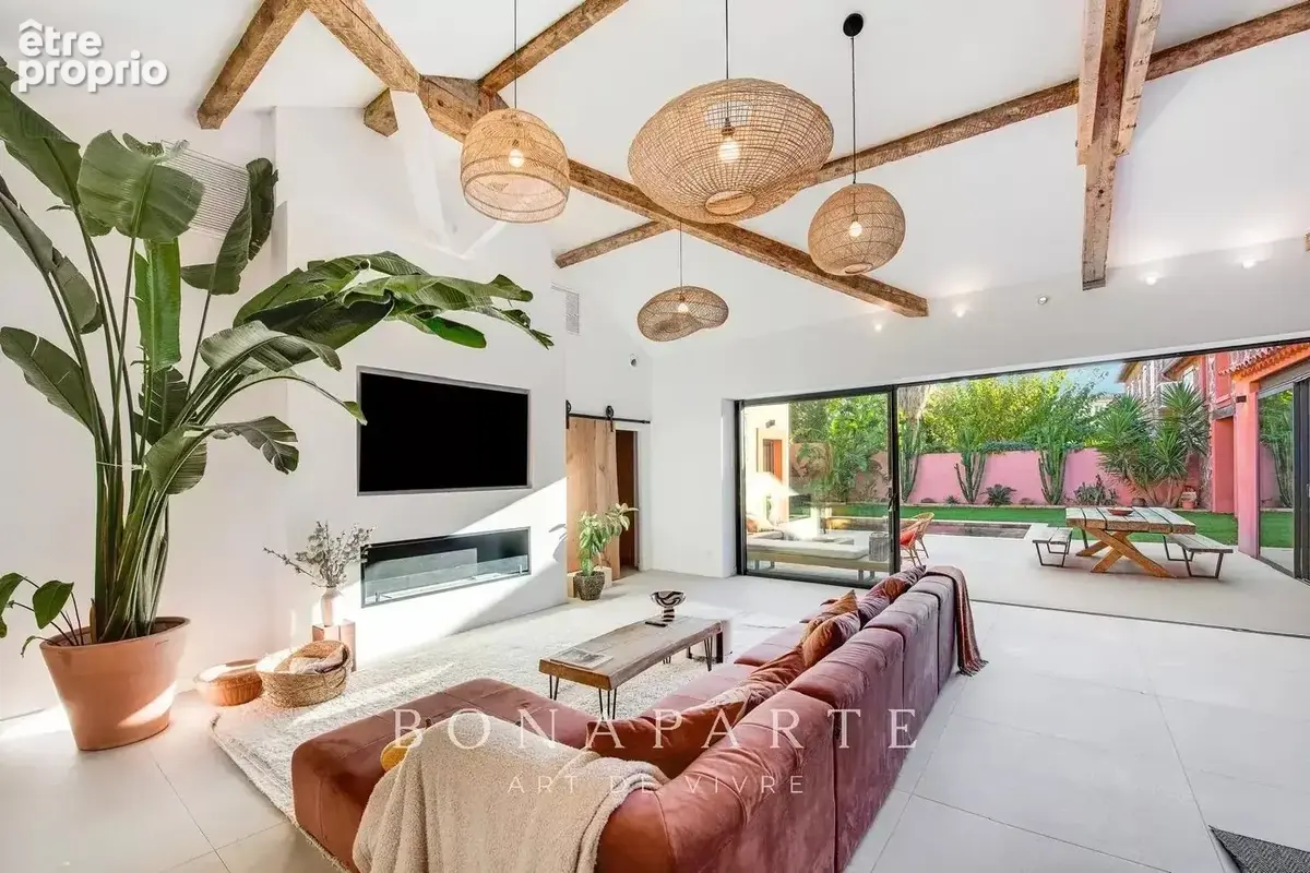Exclusif  saint raphael / plateau notre dame - villa renovee - photo 4