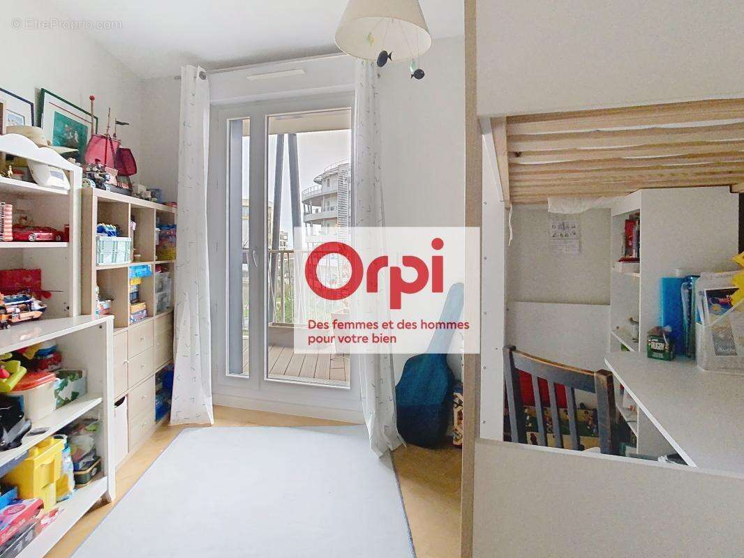 Appartement à ISSY-LES-MOULINEAUX