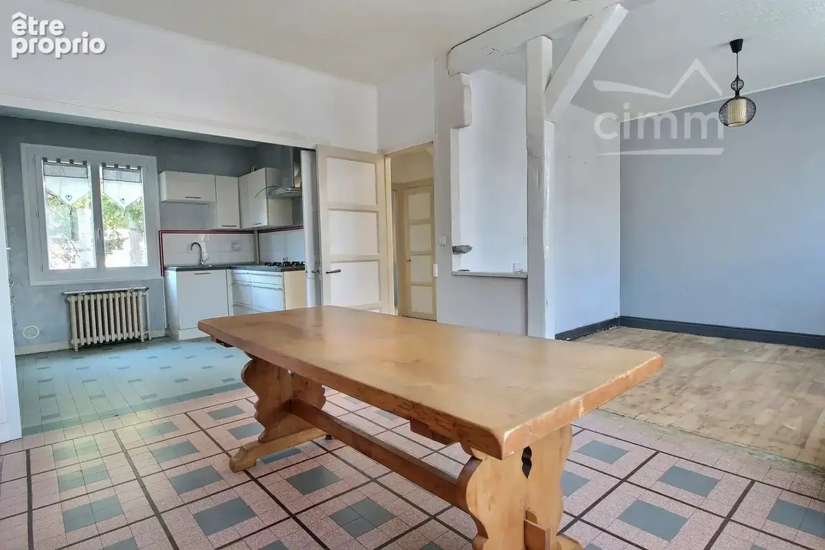 Maison 5 pièces dont 3 chambres, 87m² sur terrain de 994m². - photo 4
