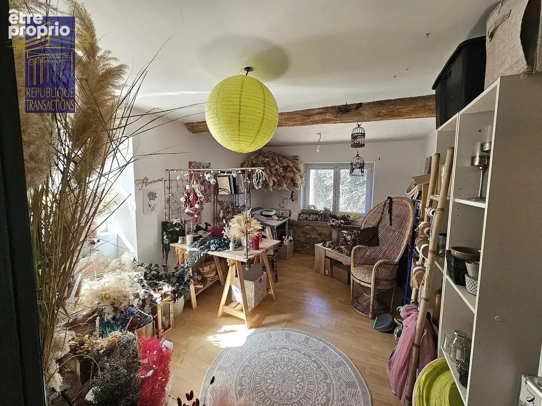 Maison ancienne rénovée avec terrain et dépendance - photo 10
