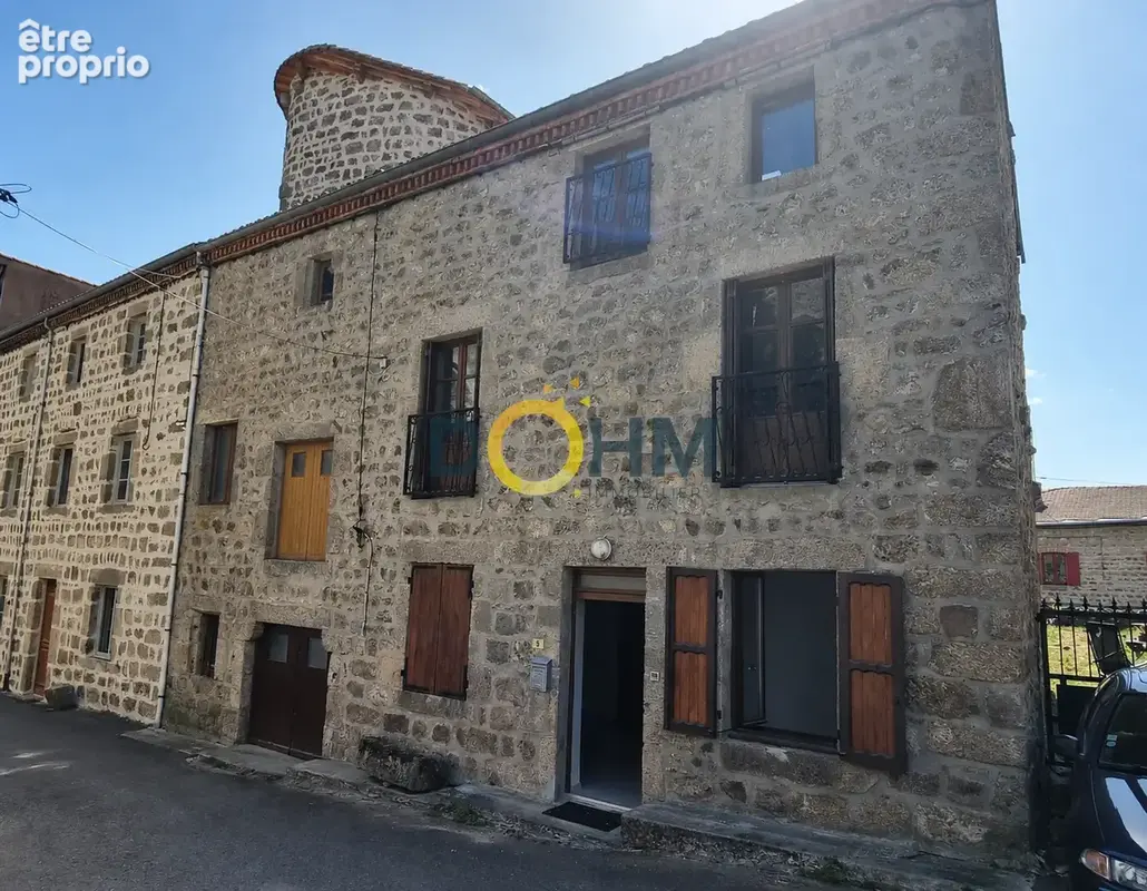 Estivareilles   Maison de village en pierre, 4 pièces, 100 m2 habitables, fort potentiel - photo 12
