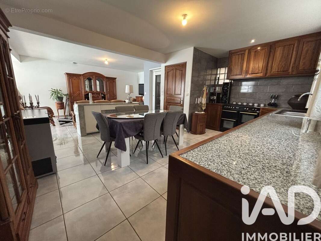 Photo 4 - Maison à LE TAMPON