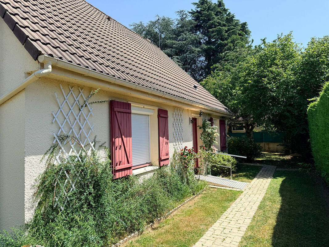 Maison à BEAUVAIS