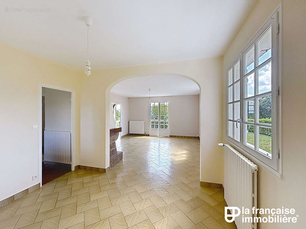 Maison à THORIGNE-FOUILLARD