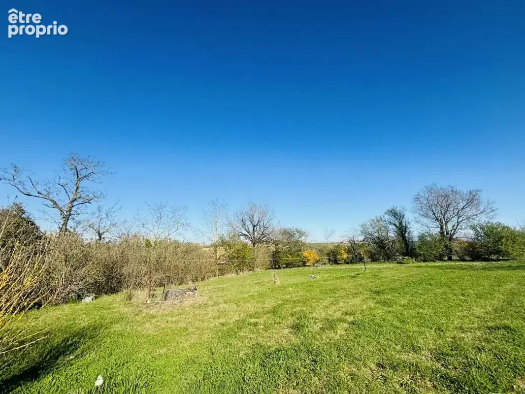 Corps de ferme - annexes - 30 hectares - photo 8