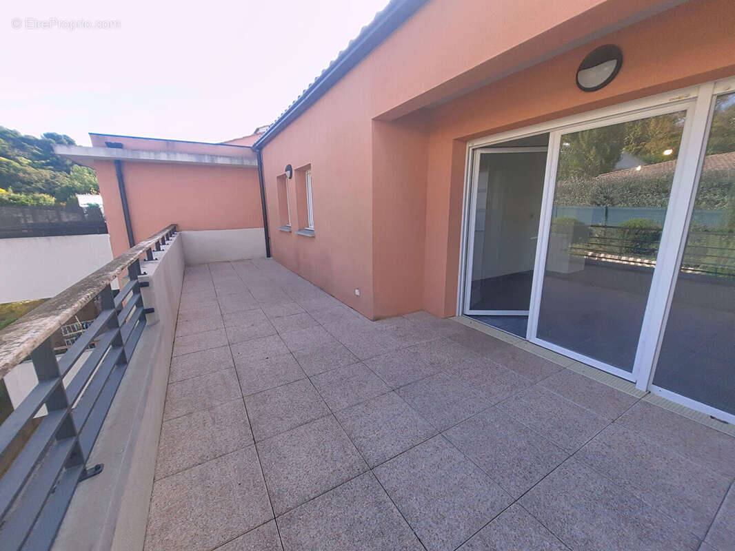 Appartement à MARSEILLE-12E