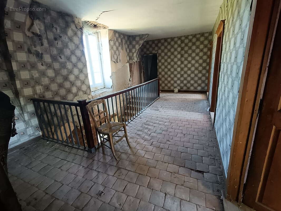 Maison à BONNY-SUR-LOIRE