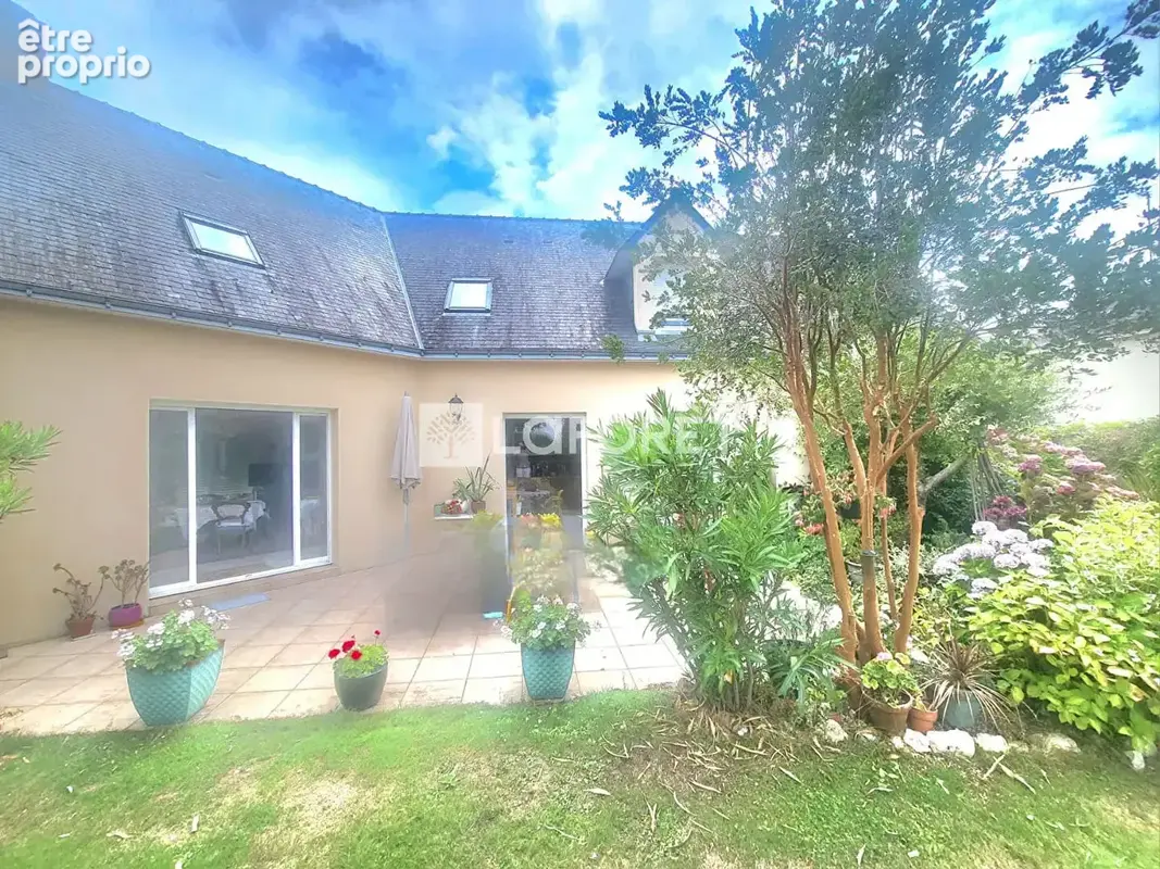 Maison familiale avec garage et  dépendance St Andre des Eaux - photo 11