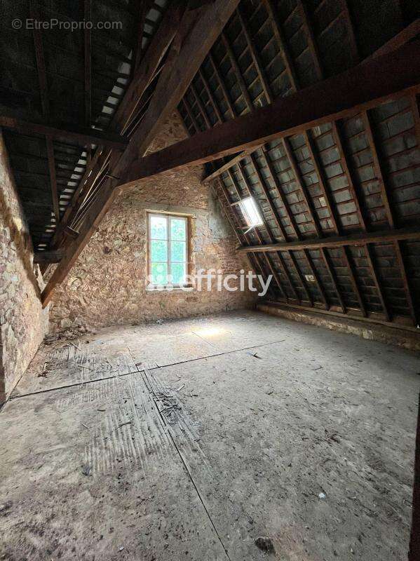 Appartement à LA FERRIERE-AUX-ETANGS