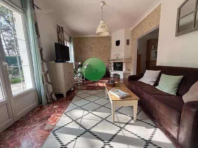 Maison à LA FERTE-ALAIS