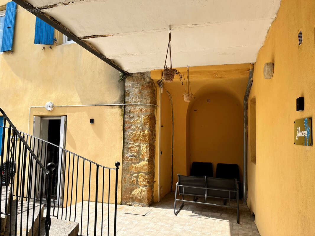 Appartement à VALLON-PONT-D'ARC