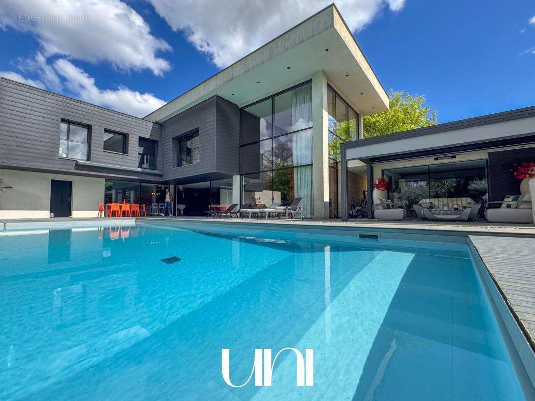 Maison à SAINT-CONTEST