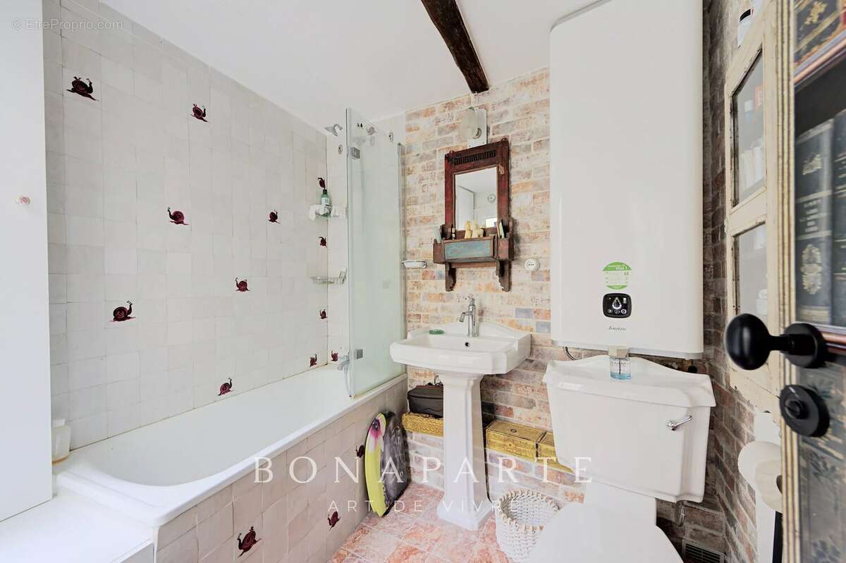 Appartement à PARIS-4E