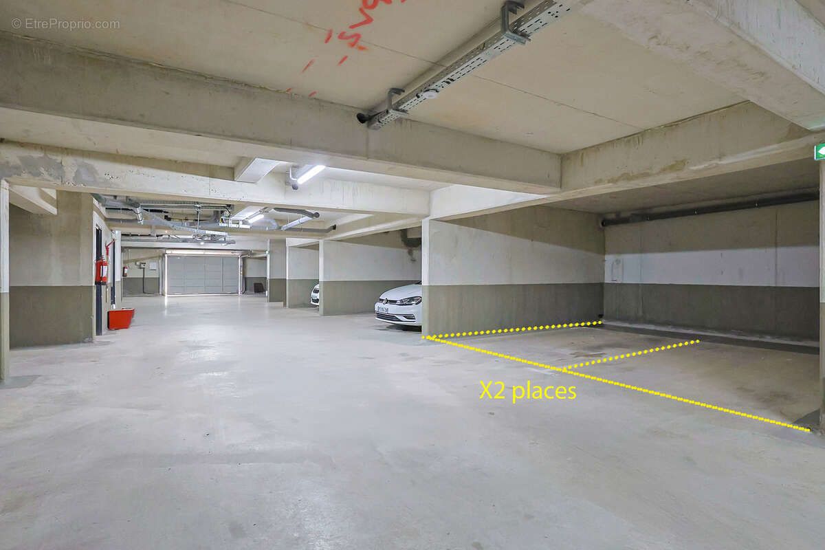 Appartement à LA CRAU