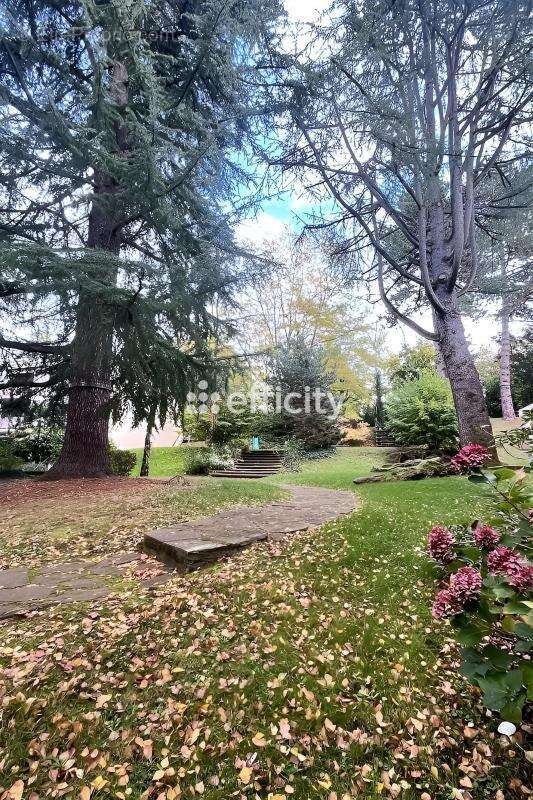 Appartement à BURES-SUR-YVETTE