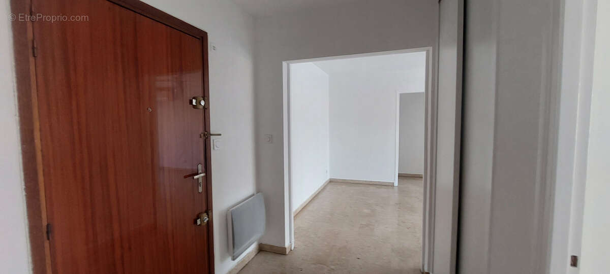 Toulon Le Mourillon Appartement T3 + TERRASSE - photo 6