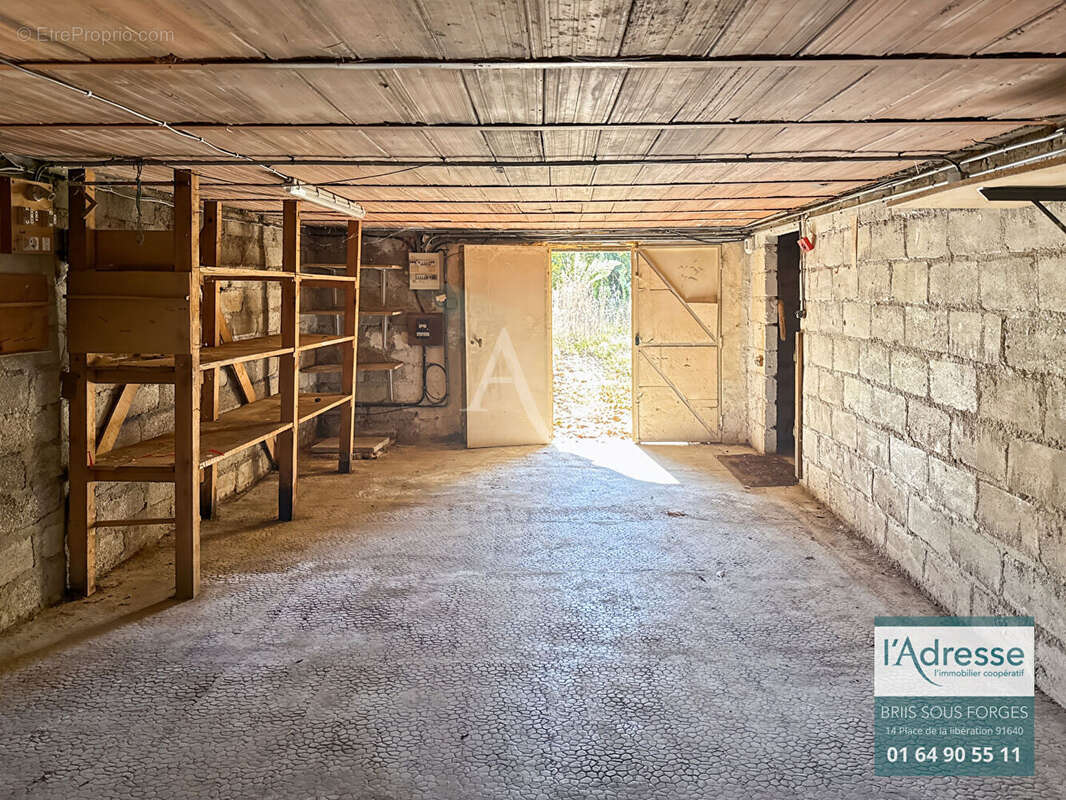 Maison à FONTENAY-LES-BRIIS