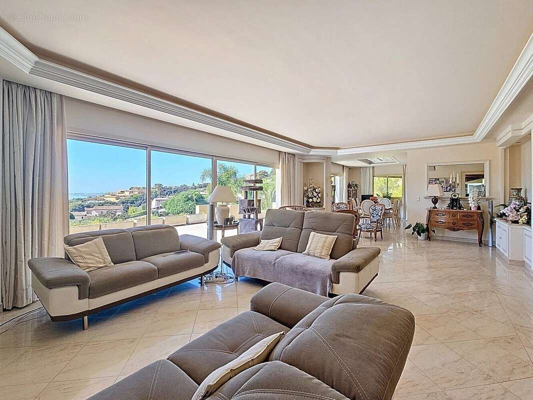 Maison à CAGNES-SUR-MER