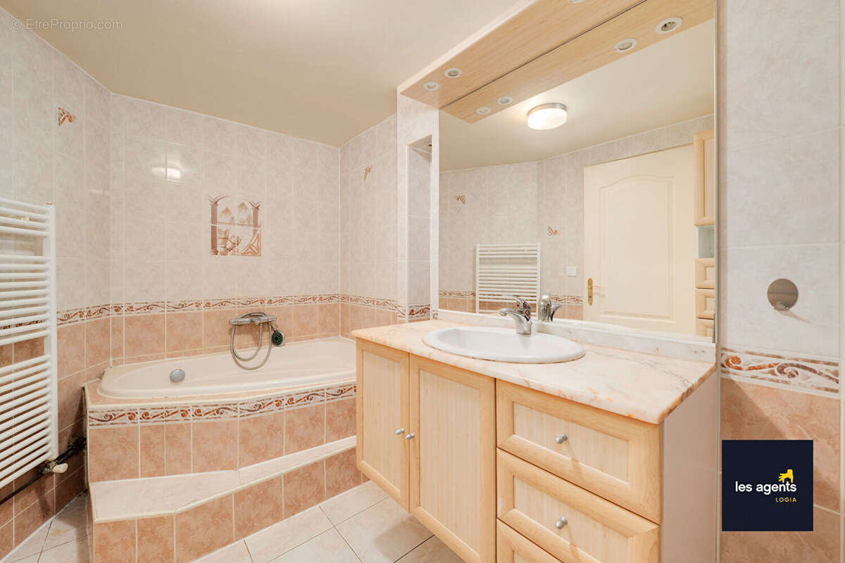 Appartement à VARANGEVILLE