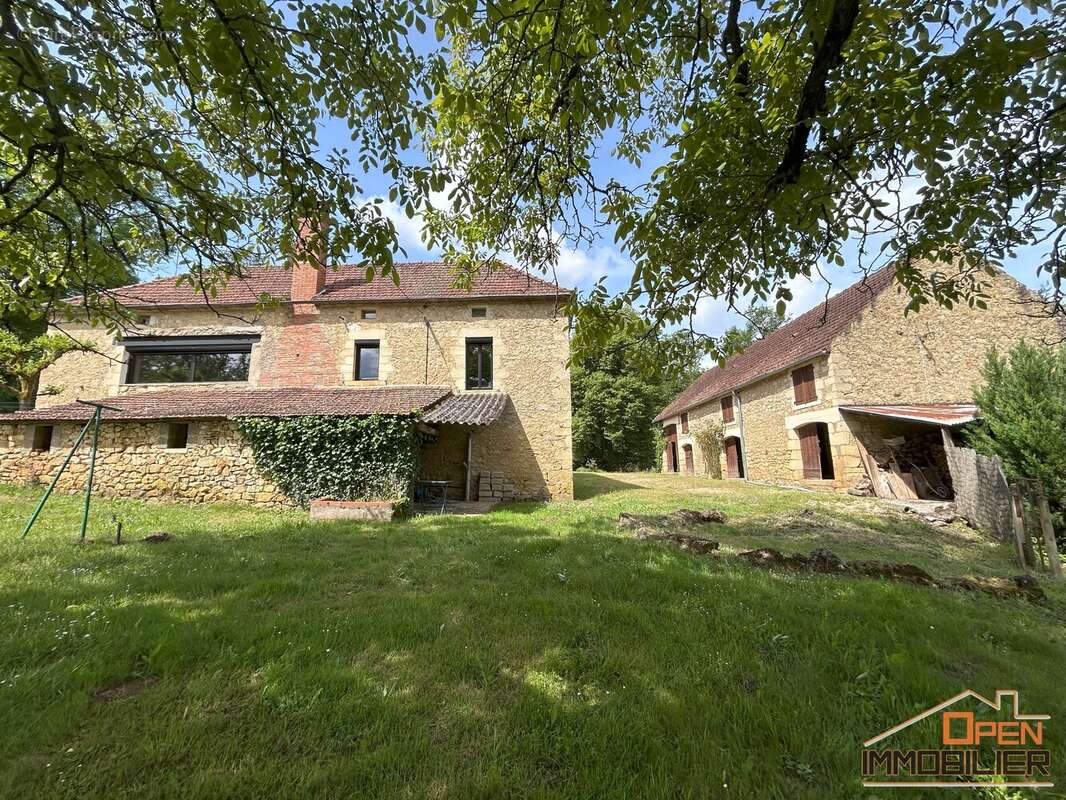 Maison 161 m² à Milhac  - photo 95