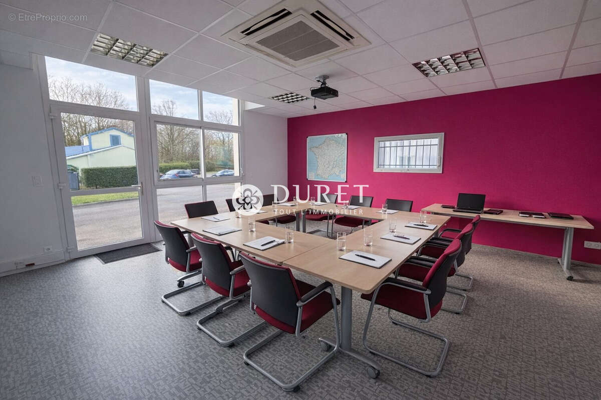 Commerce à LA ROCHE-SUR-YON