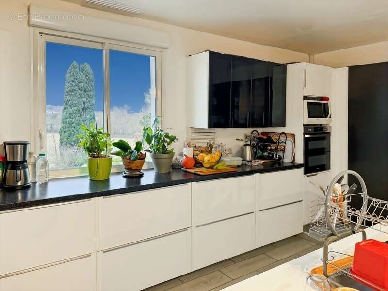À vendre : Maison contemporaine P8 près d'Auch (Gers - 32) - photo 4