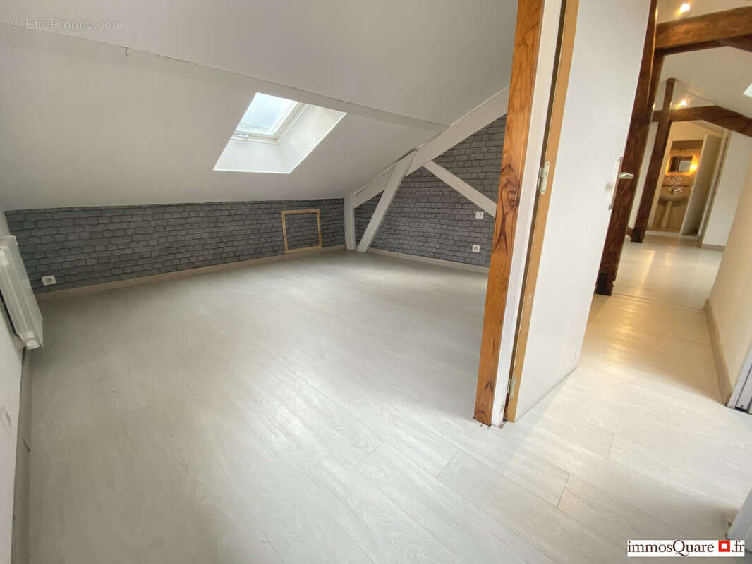Appartement à LYON-8E