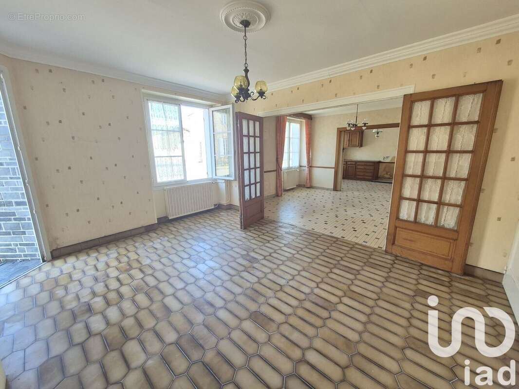 Photo 3 - Maison à SALIGNY