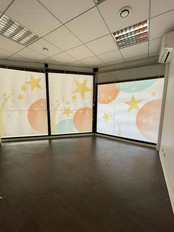 Commerce à SAN-MARTINO-DI-LOTA