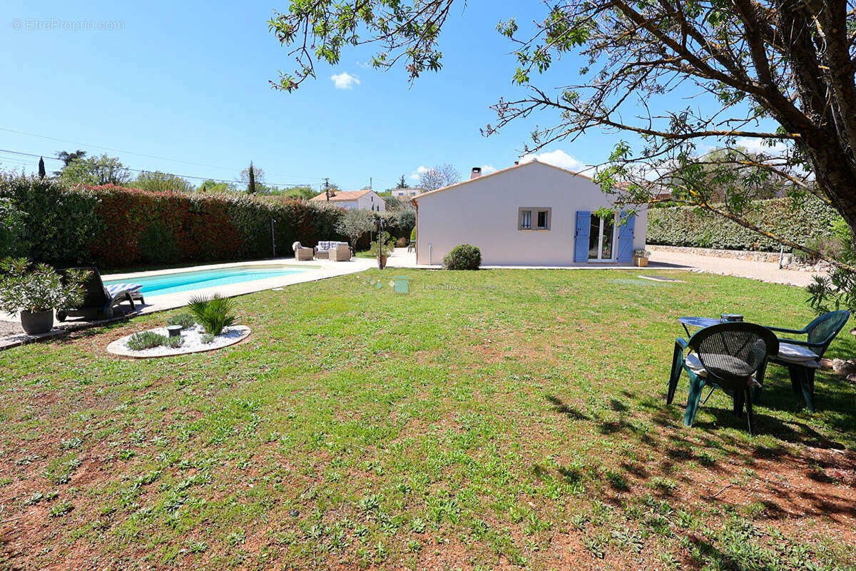 Villa Saint Cezaire Sur Siagne 120 m² sur 1208 m de terrain - photo 2