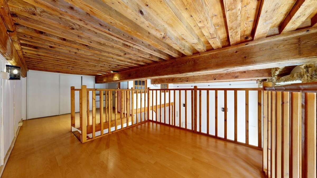 Appartement à LYON-4E