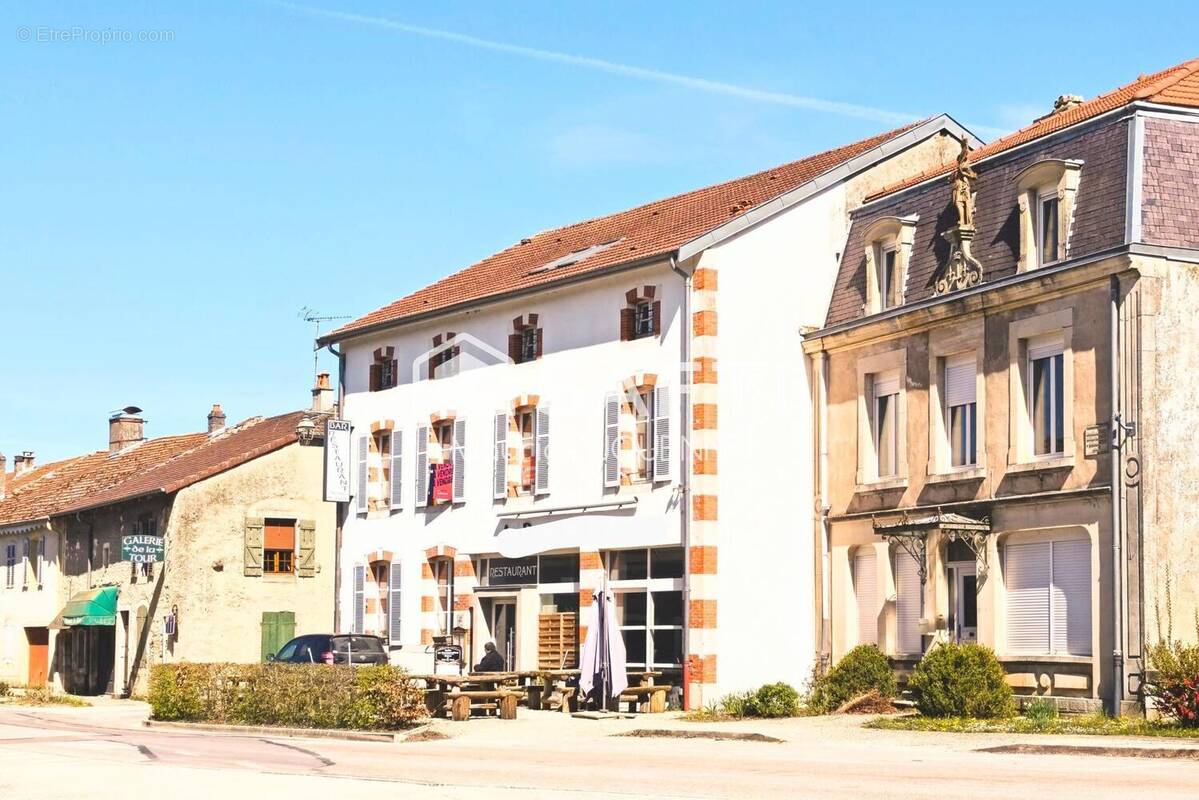 Photo 1 - Commerce à DOMREMY-LA-PUCELLE