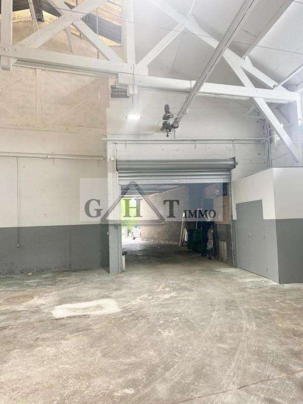 Commerce à CORBEIL-ESSONNES