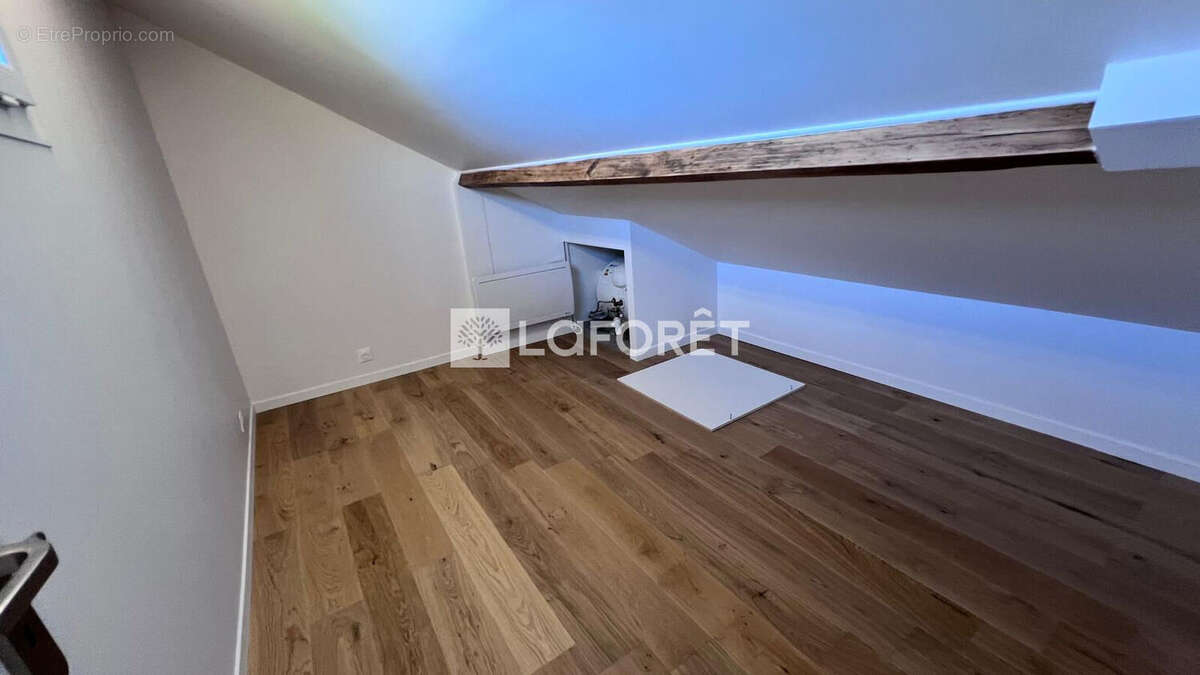 Appartement à BOIS-COLOMBES