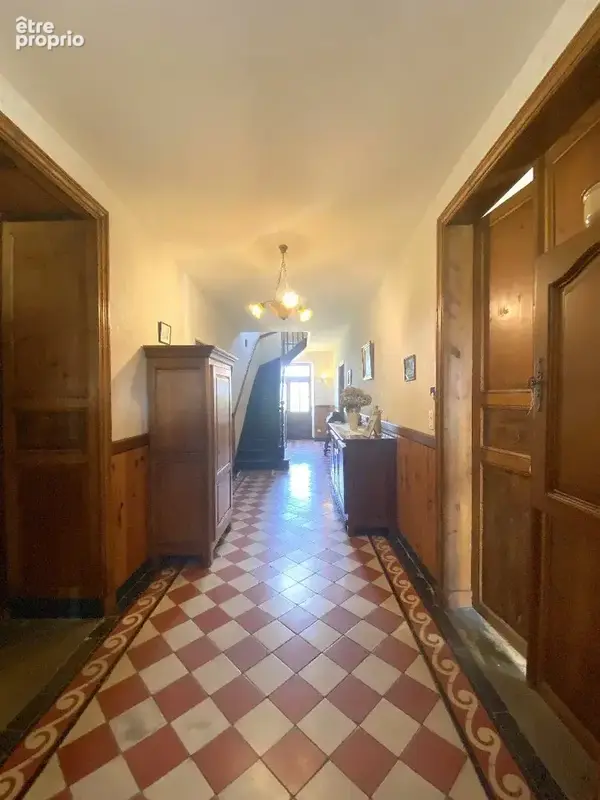 Maison de caractere avec beaucoup de dependances - photo 7
