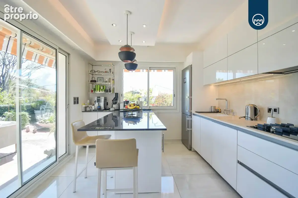 Nice - cimiez - 2p 76m2 terrasse 122m2 - photo 8