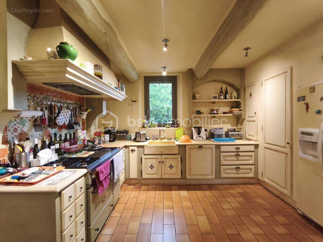 Maison à VINON-SUR-VERDON