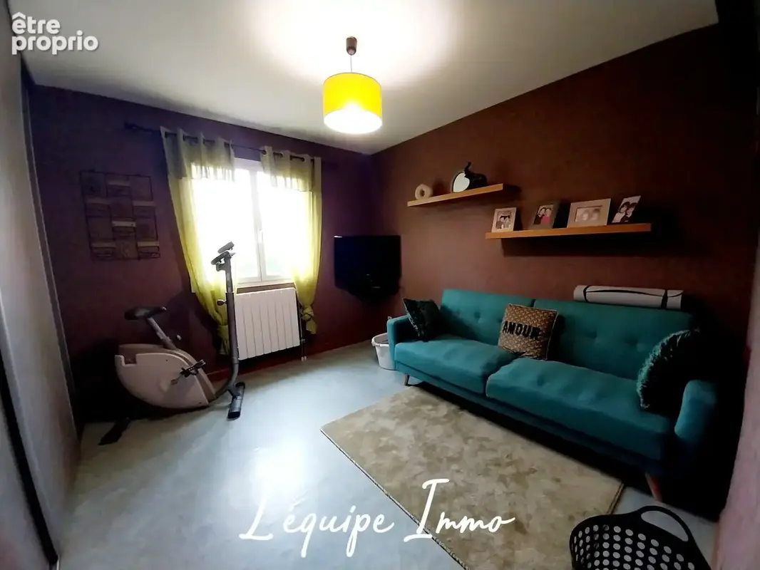 Maison T6 avec piscine et garage - photo 14
