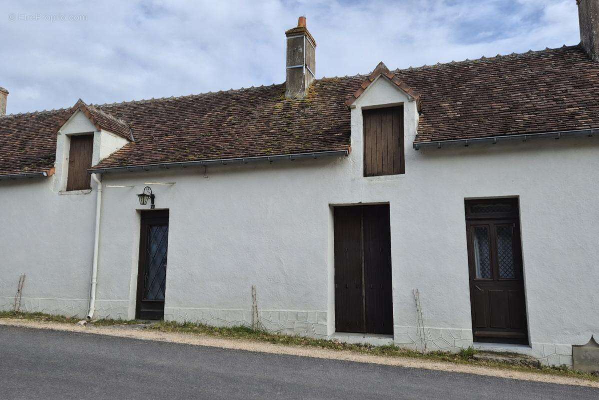 Maison à LURAIS