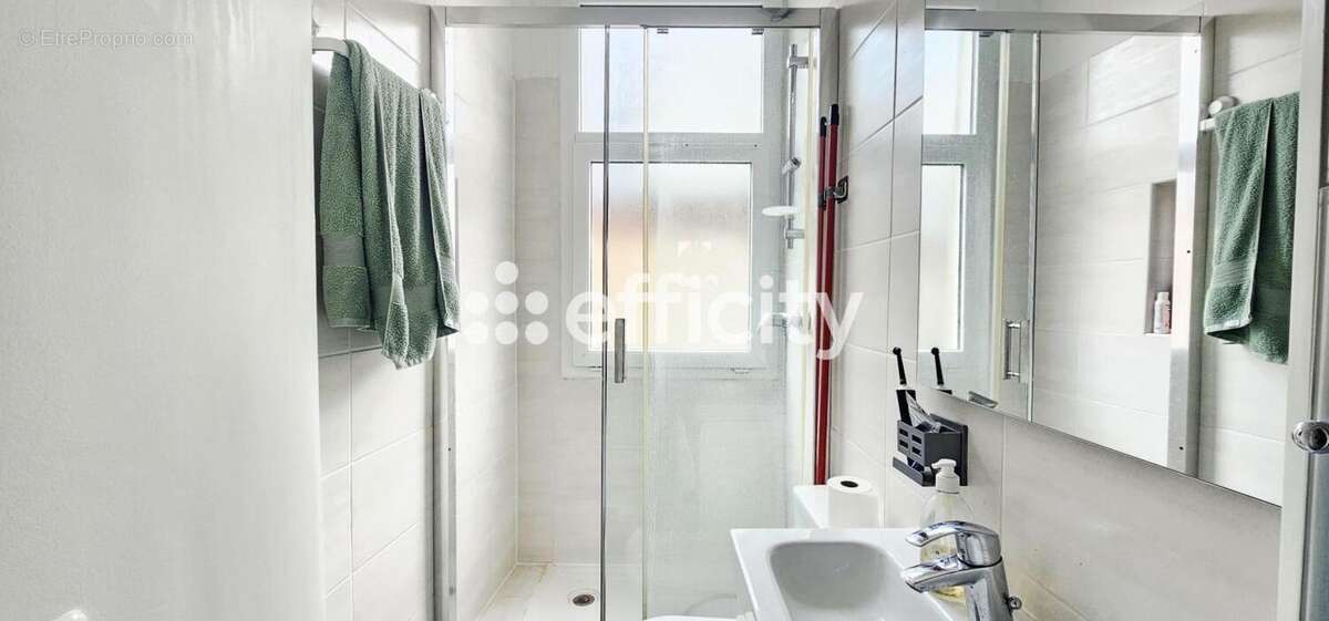 Appartement à PARIS-12E