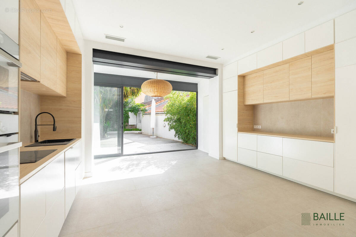 Maison à MARSEILLE-9E