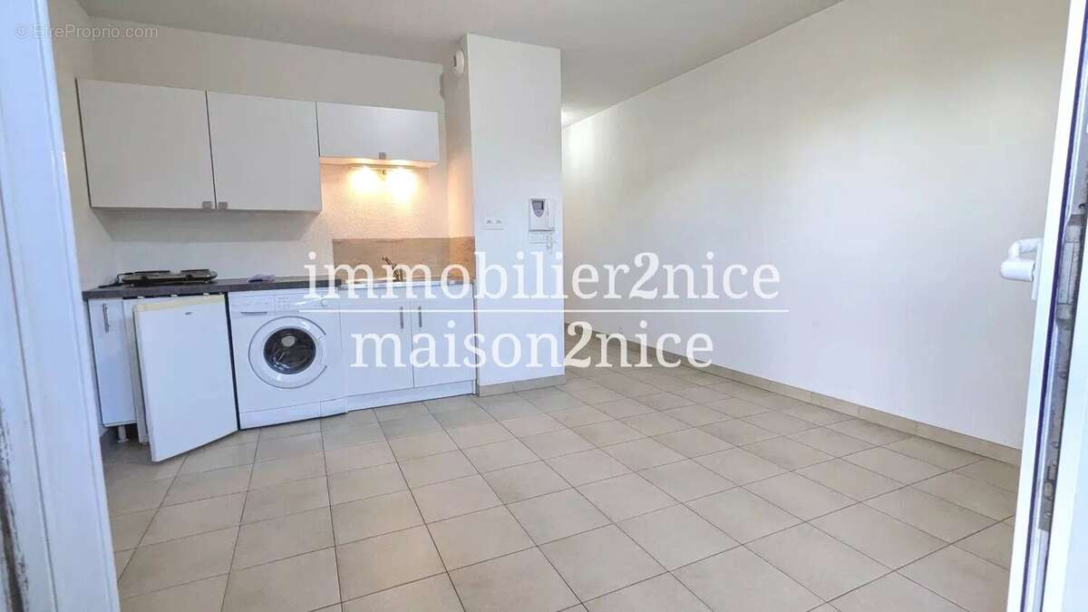 Appartement à VALLAURIS