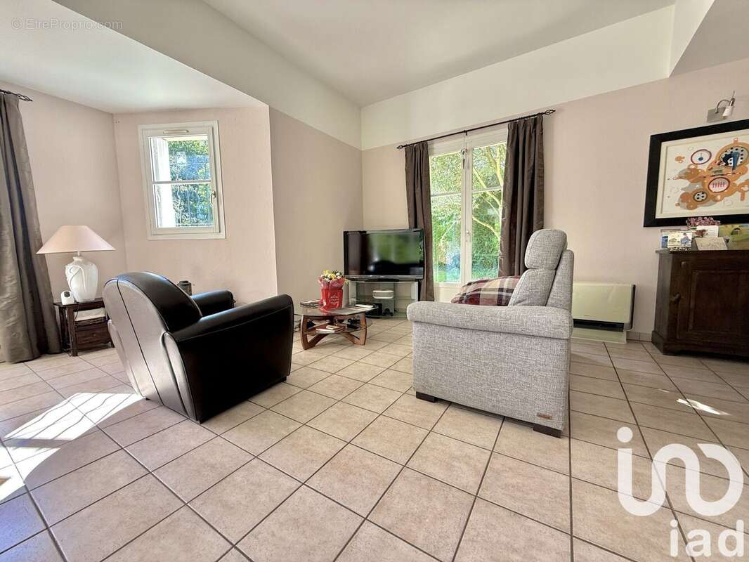 Photo 4 - Maison à OSNY