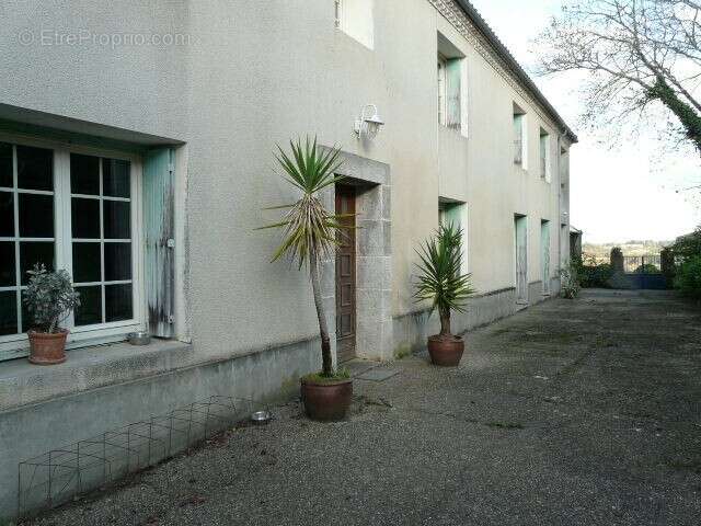 Agen nerac bel enclos maison dependances gros potentiel - photo 21