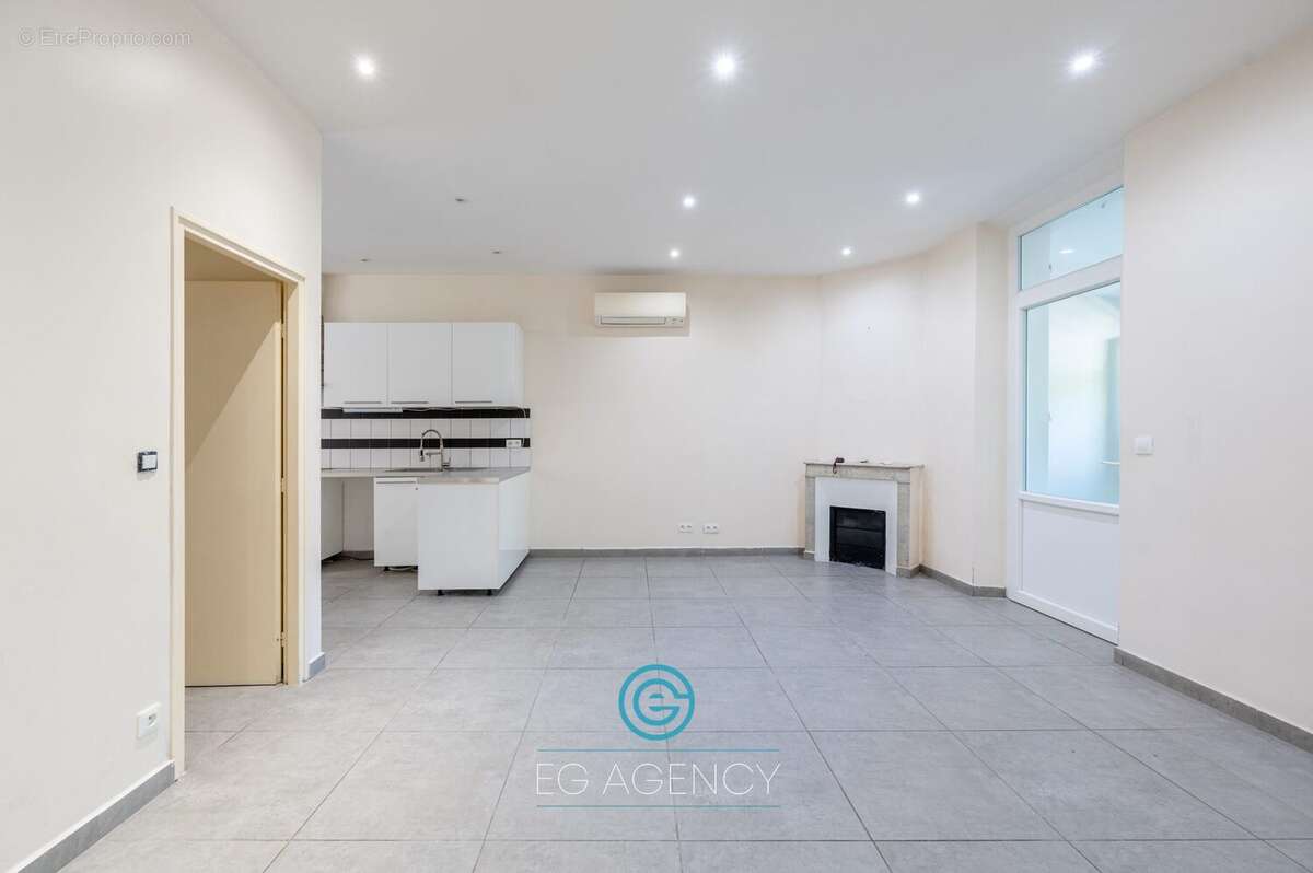 Maison à MARSEILLE-4E